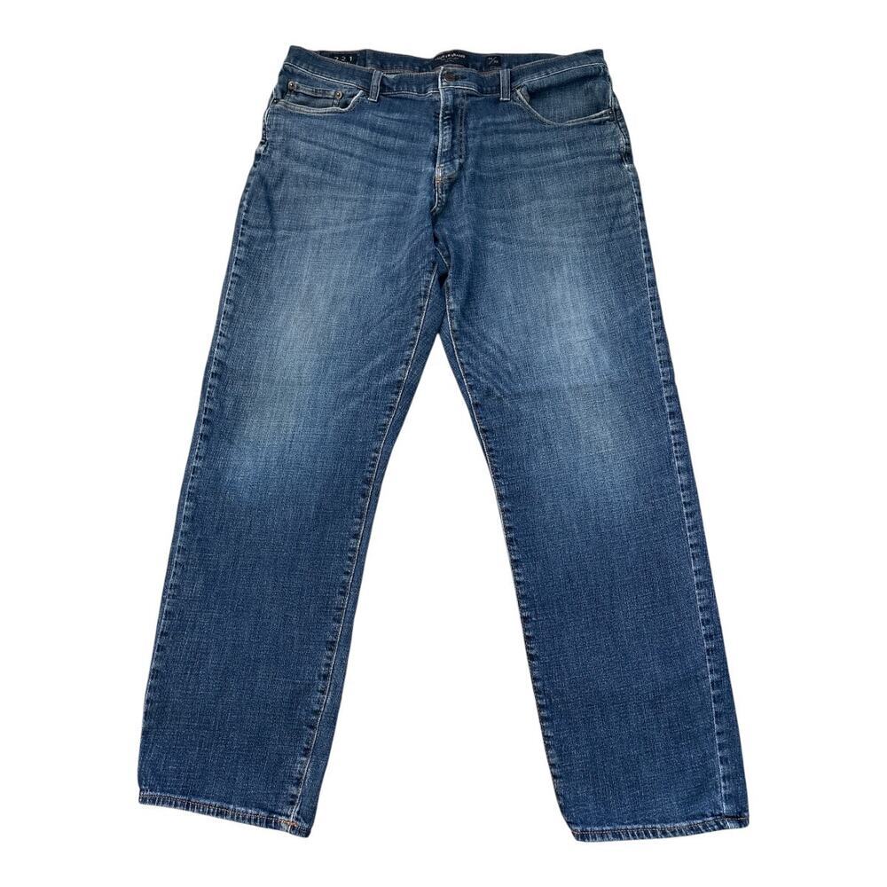 Lucky Brand Men’s 221 Original Straight Jean Blue Medium Wash Denim Size 38 x 32